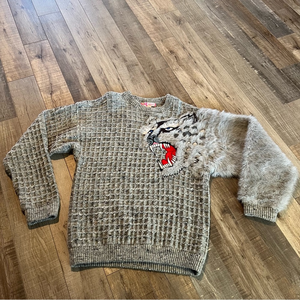 Kansai Tiger knit sweater